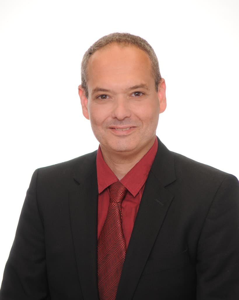 PANAGIOTIS KAPERONIS, professional portrait
